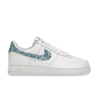Nike AIR FORCE 1 - high-performance athletic footwear with advanced cushioning