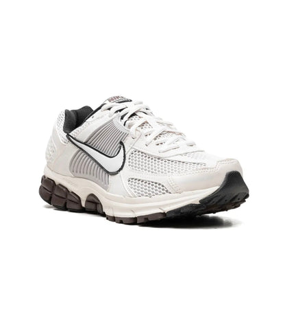 Nike Zoom Vomero 5 White Black high-performance athletic footwear Black