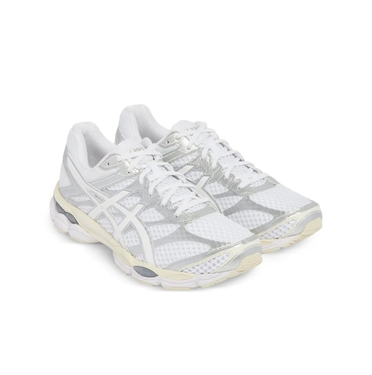 ASICS Gel cumulus white cream - high-performance athletic footwear in White with advanced cushioning