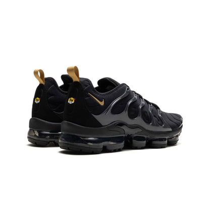 Nike Vapormax black - high-performance athletic footwear in Black with advanced cushioning