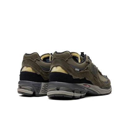 New Balance 2002R ?rotraction Pack?khaki - high-performance athletic footwear with advanced cushioning