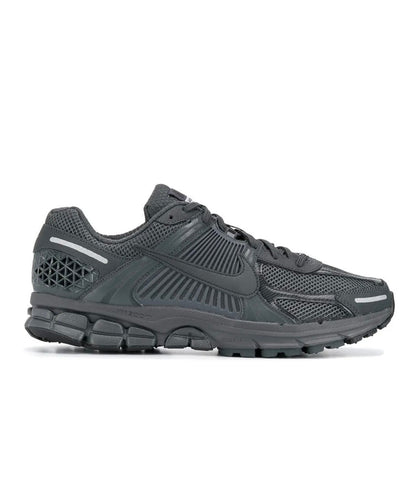 Nike Zoom Vomero 5 Dark Grey high-performance athletic footwear Grey