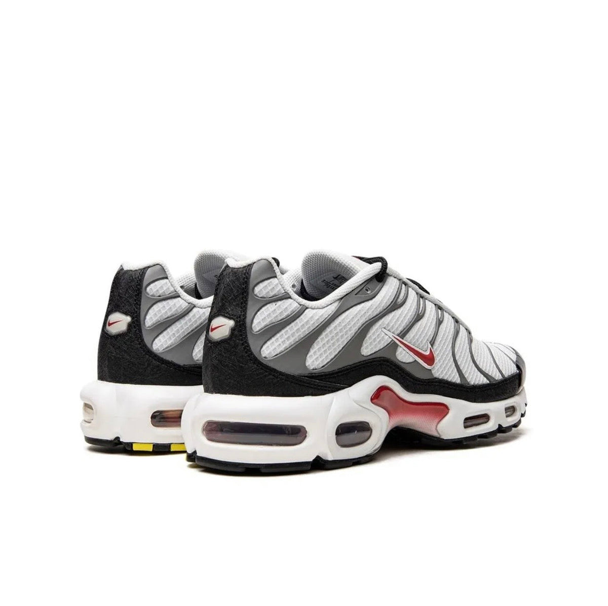 Nike Vapormax white red - high-performance athletic footwear in White with advanced cushioning