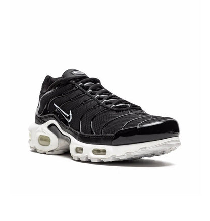 Nike Air max TN White Black - high-performance athletic footwear in Black with advanced cushioning