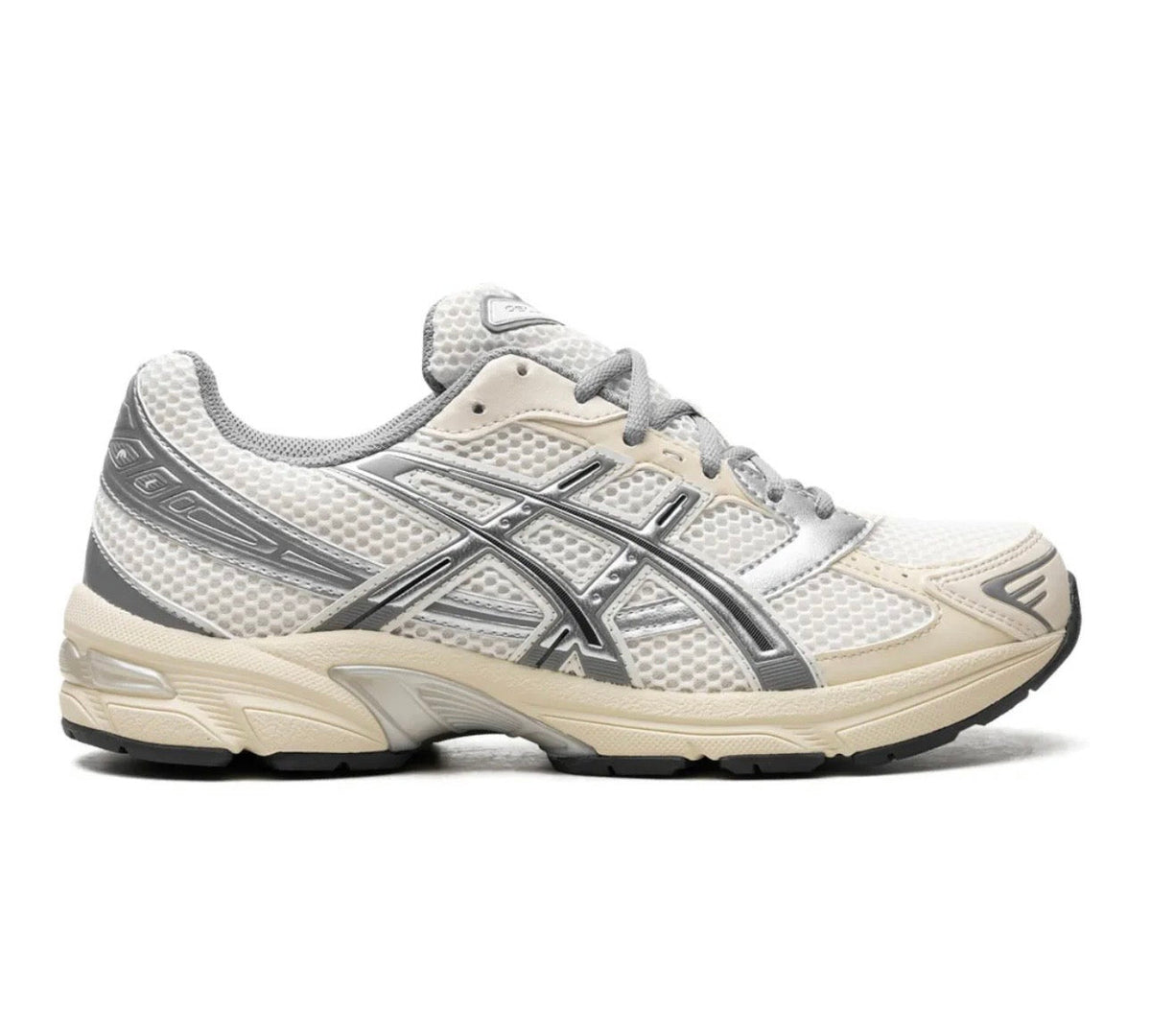 ASICS Gel 1130 silver cream - high-performance athletic footwear in Silver with advanced cushioning