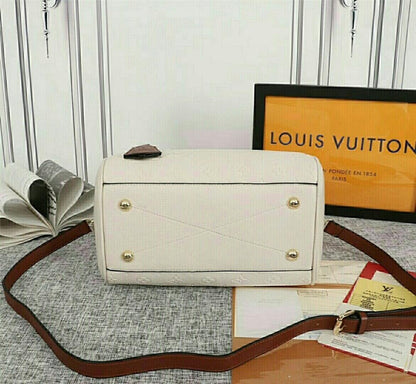 Modern Leather Crossbody Bag ??Limited Edition