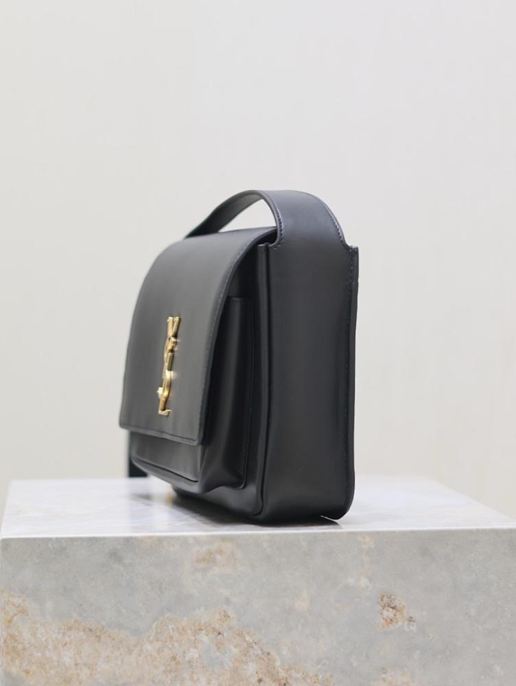 Stylish Calfskin Shoulder Bag ??Limited Edition