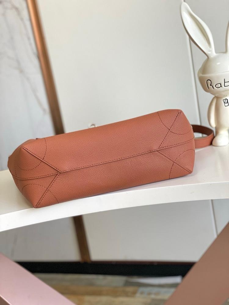 Stylish Embroidered Calfskin Crossbody Bag ??Limited Edition