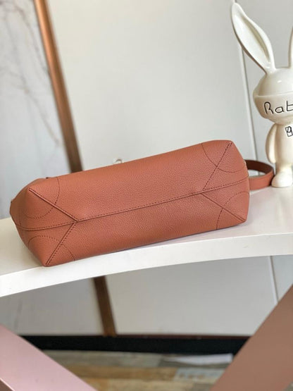 Stylish Embroidered Calfskin Crossbody Bag ??Limited Edition